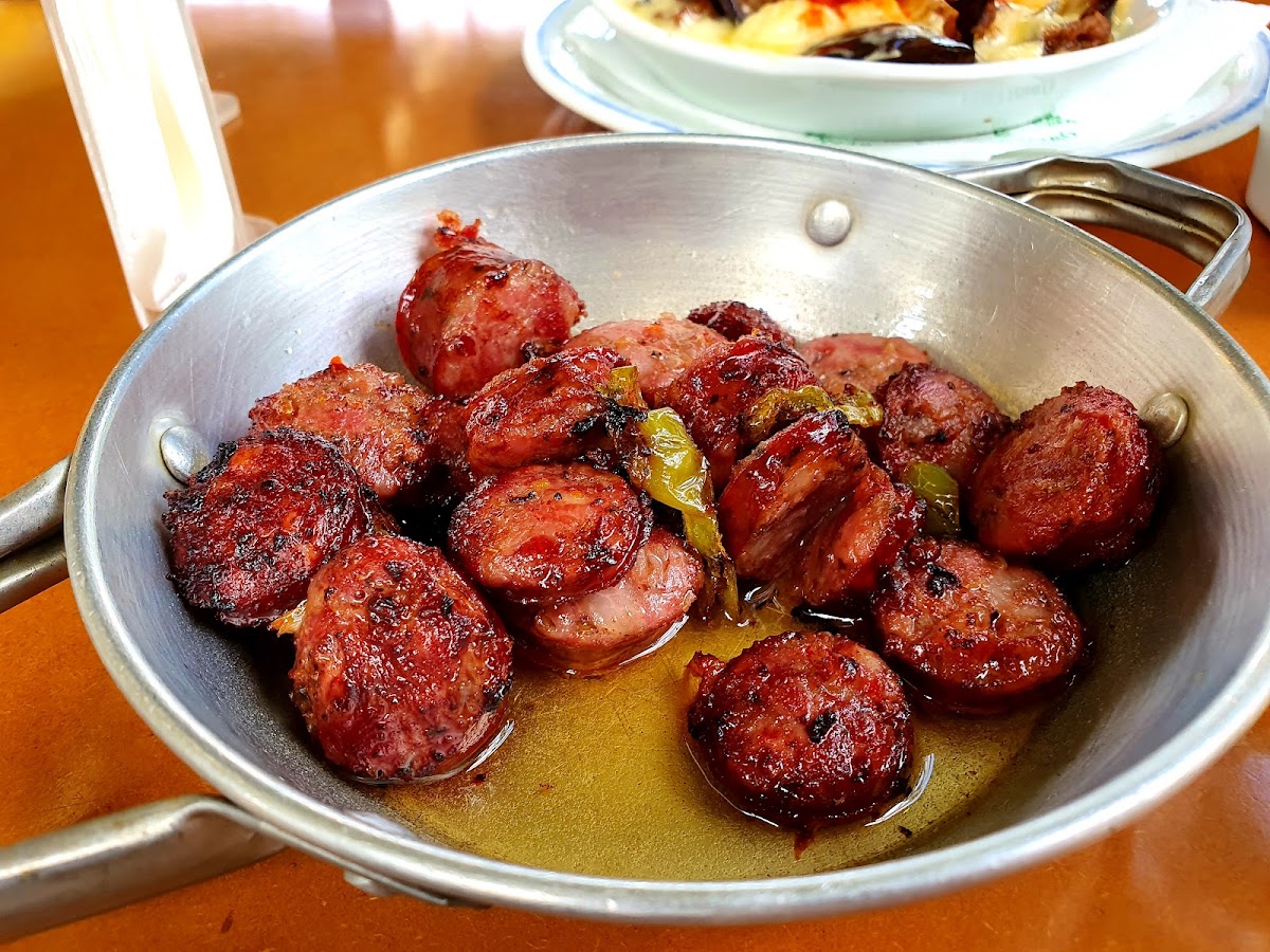 Ampeli Wine Yard - Traditional Greek Tavern