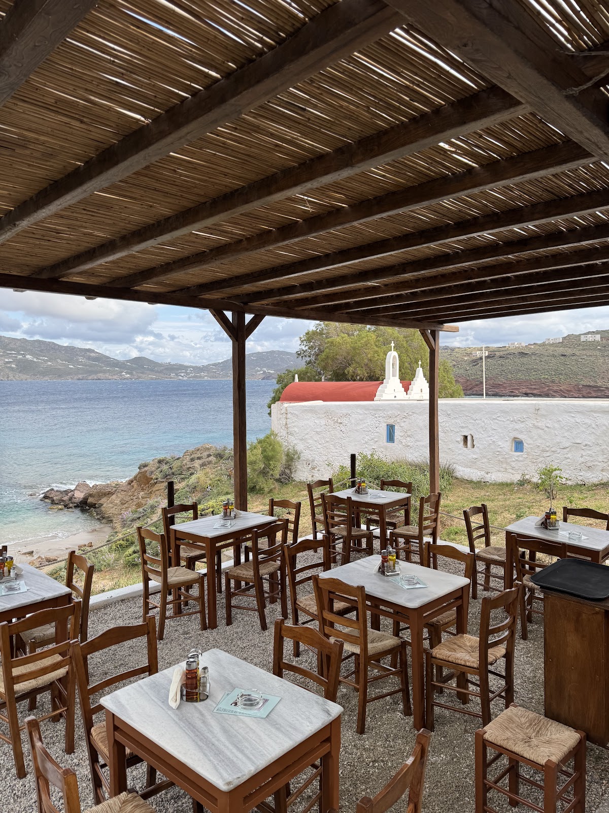 Kiki's Tavern
