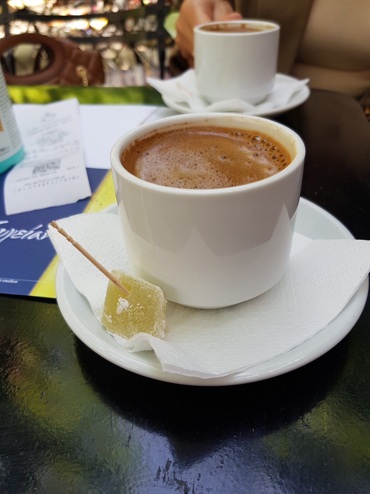 Το Κομπολόι παραδοσιακο καφενειο