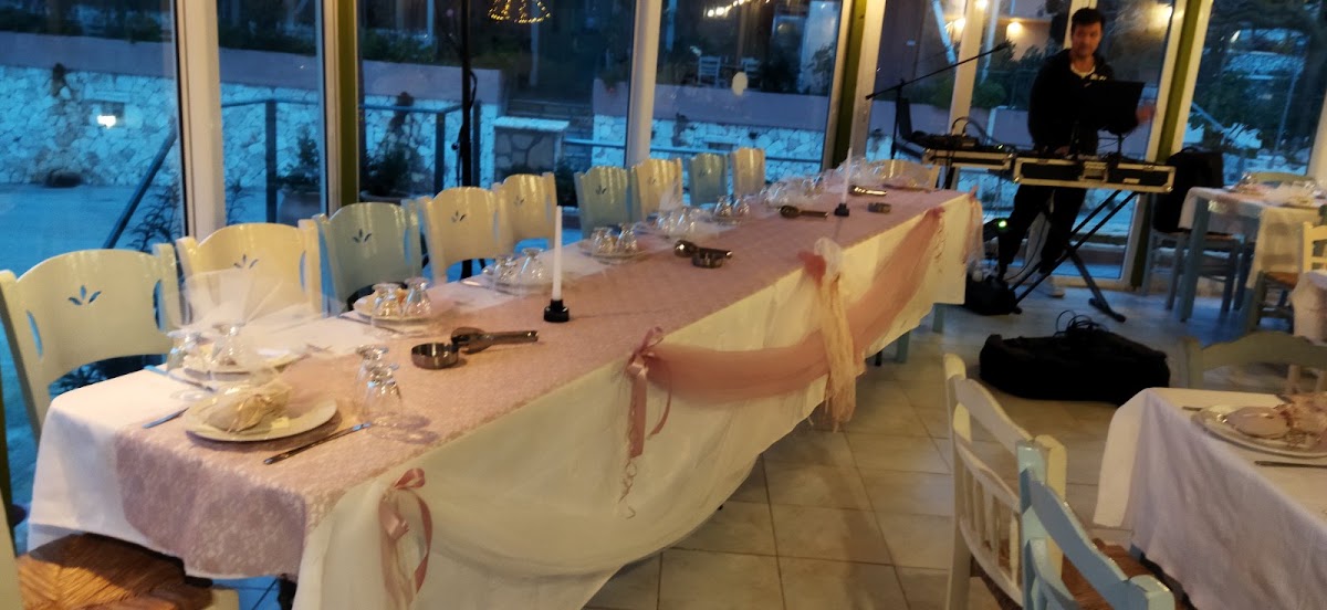 Μυρτος Ταβερνα - Myrtos Tavern & Cafe