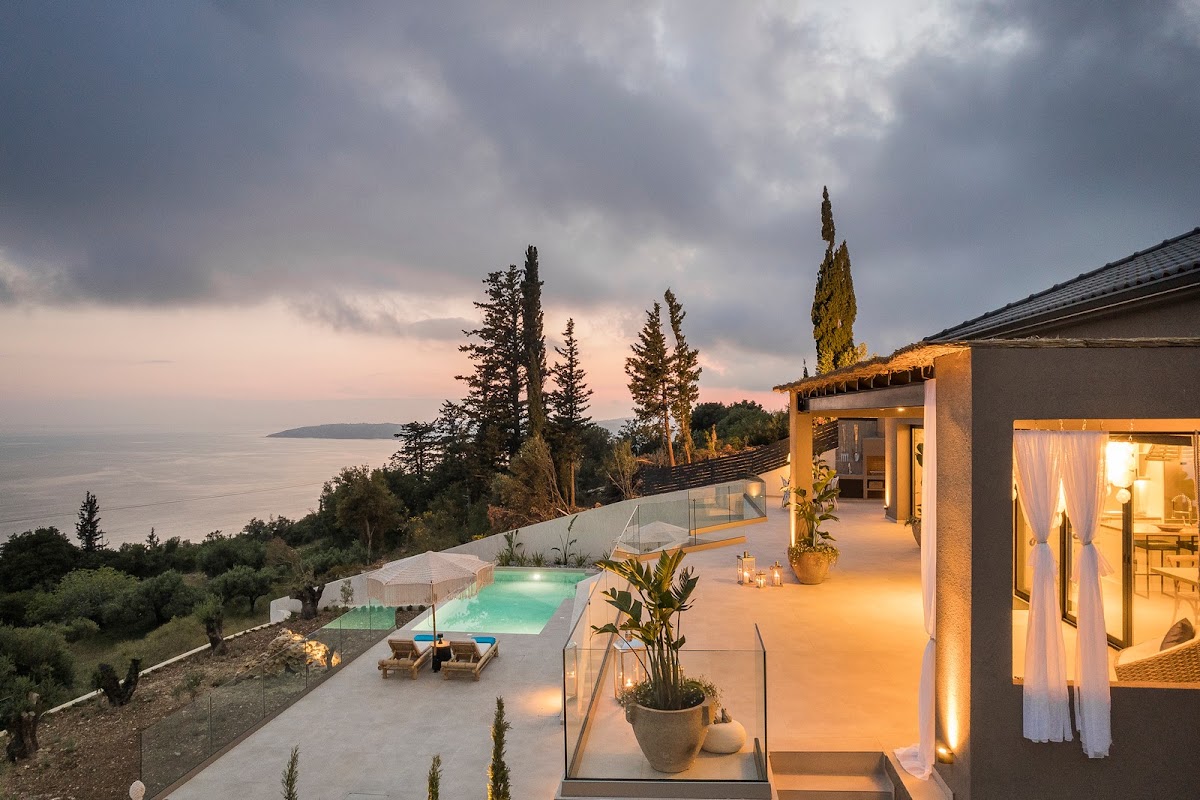 Casa Grec Villa