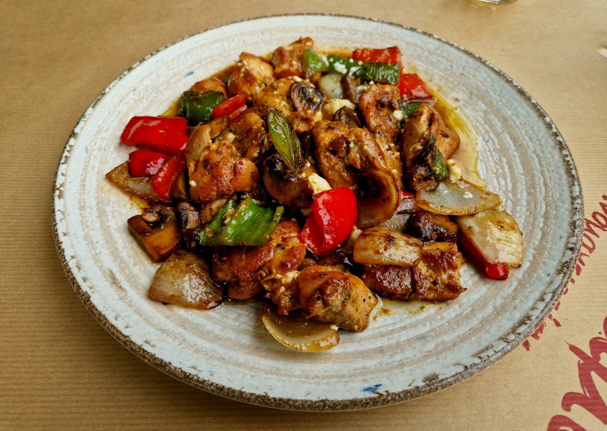 Kardamo OINOMAGEIREIO