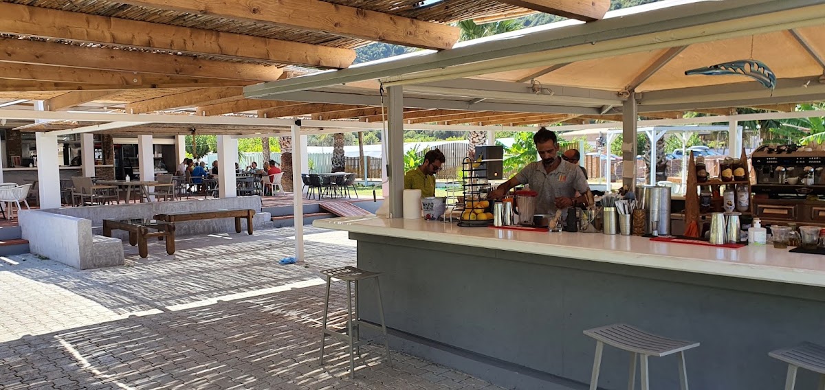 Antisamos Taverna