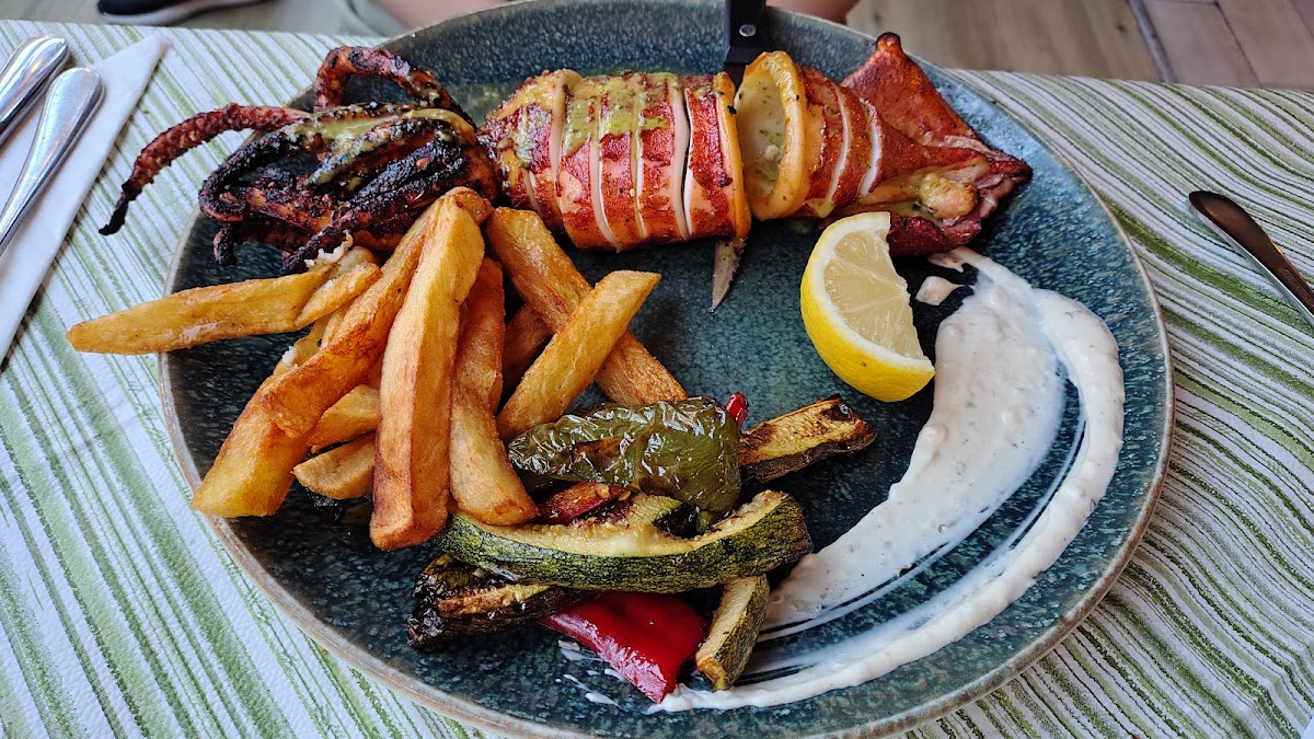 Alektor Traditional Greek Restaurant