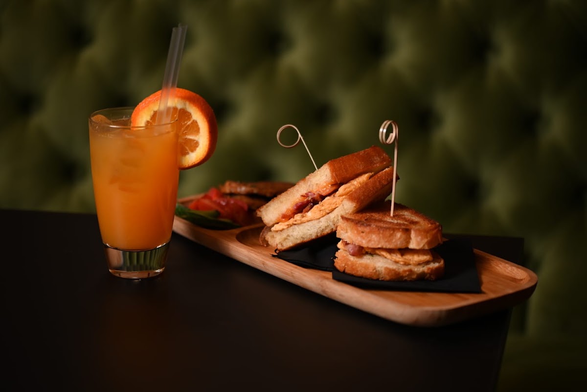Bitter Bistro Bar & Restaurant