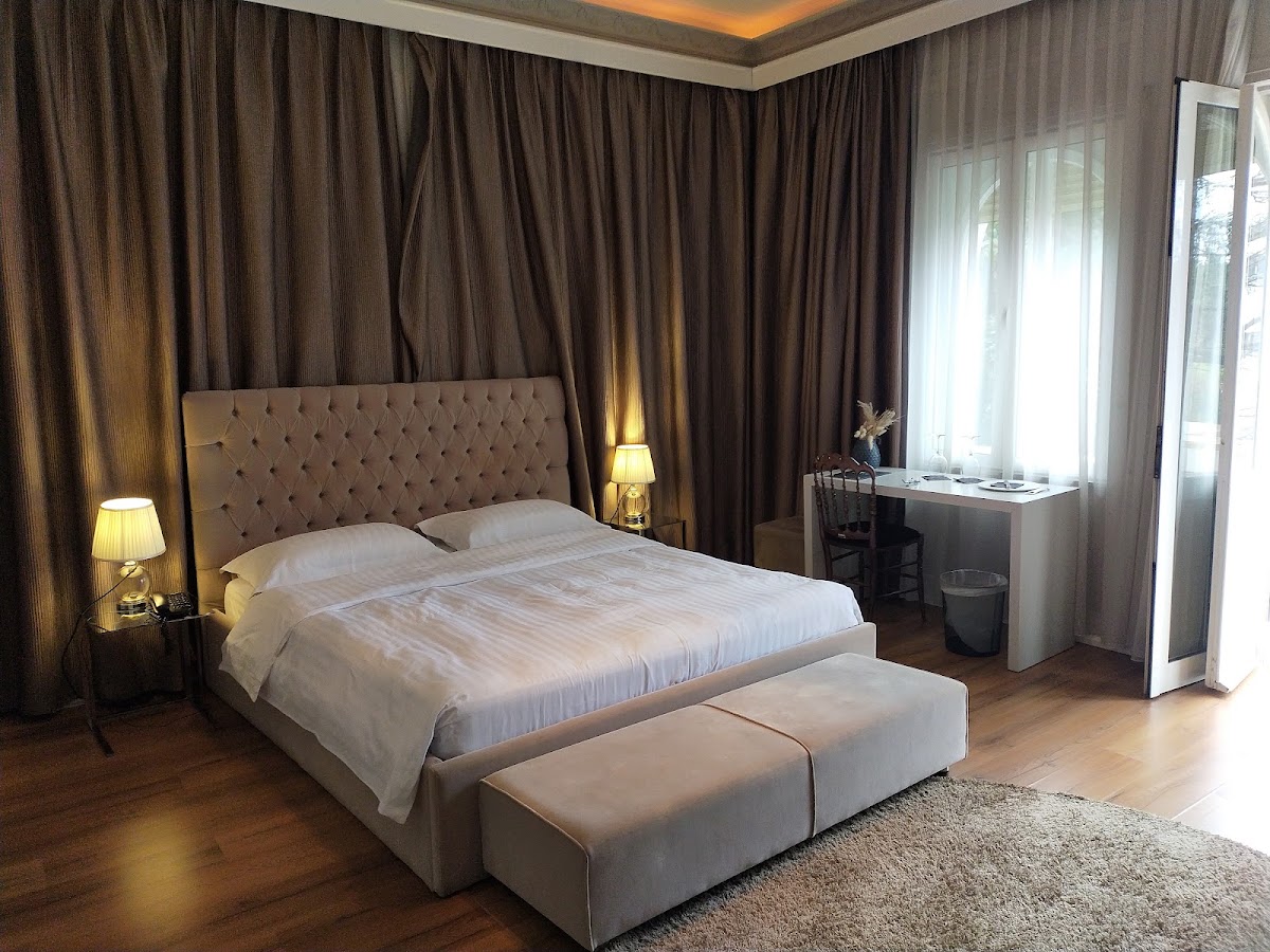 Padam Boutique Hotel & Restaurant
