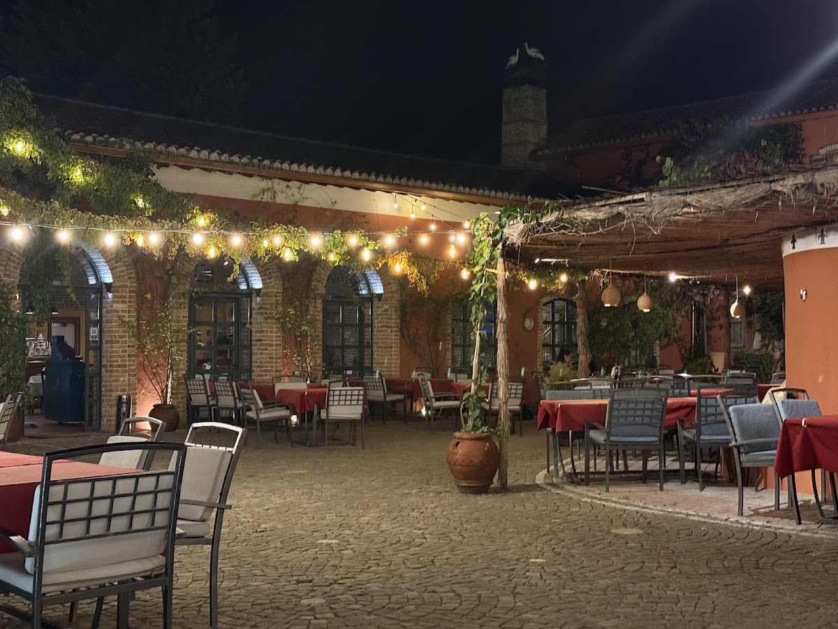 Restorant "Poçeria Vjetër"