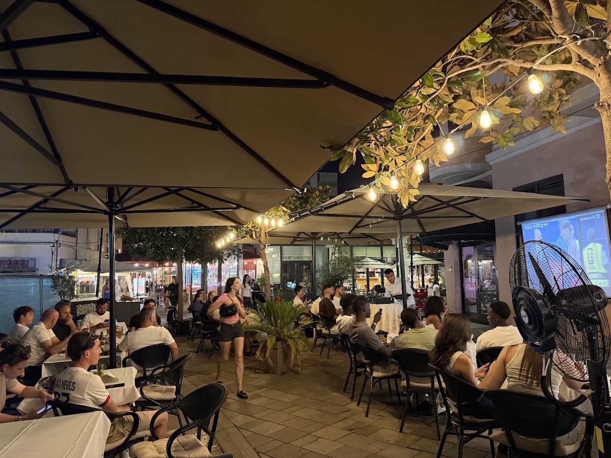 Boka Traditional Restaurant
