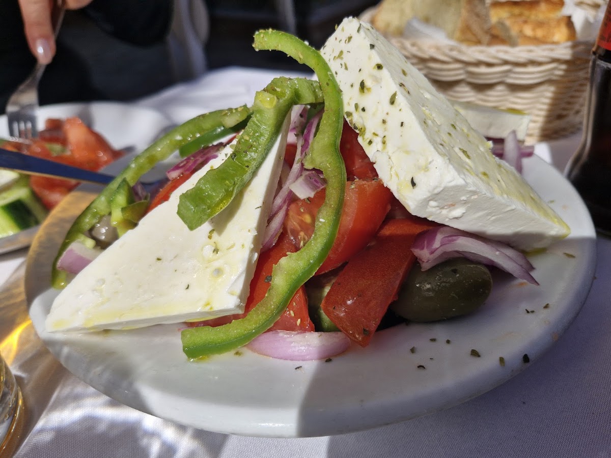 Geros Tou Moria Restaurant