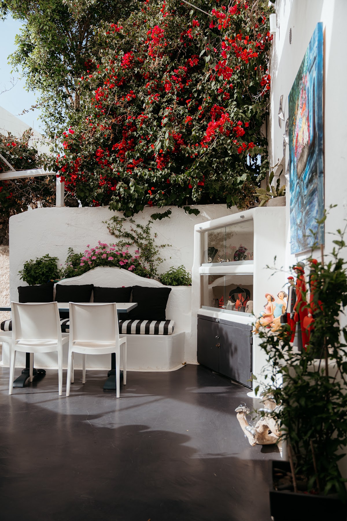 Alisachni Lounge
