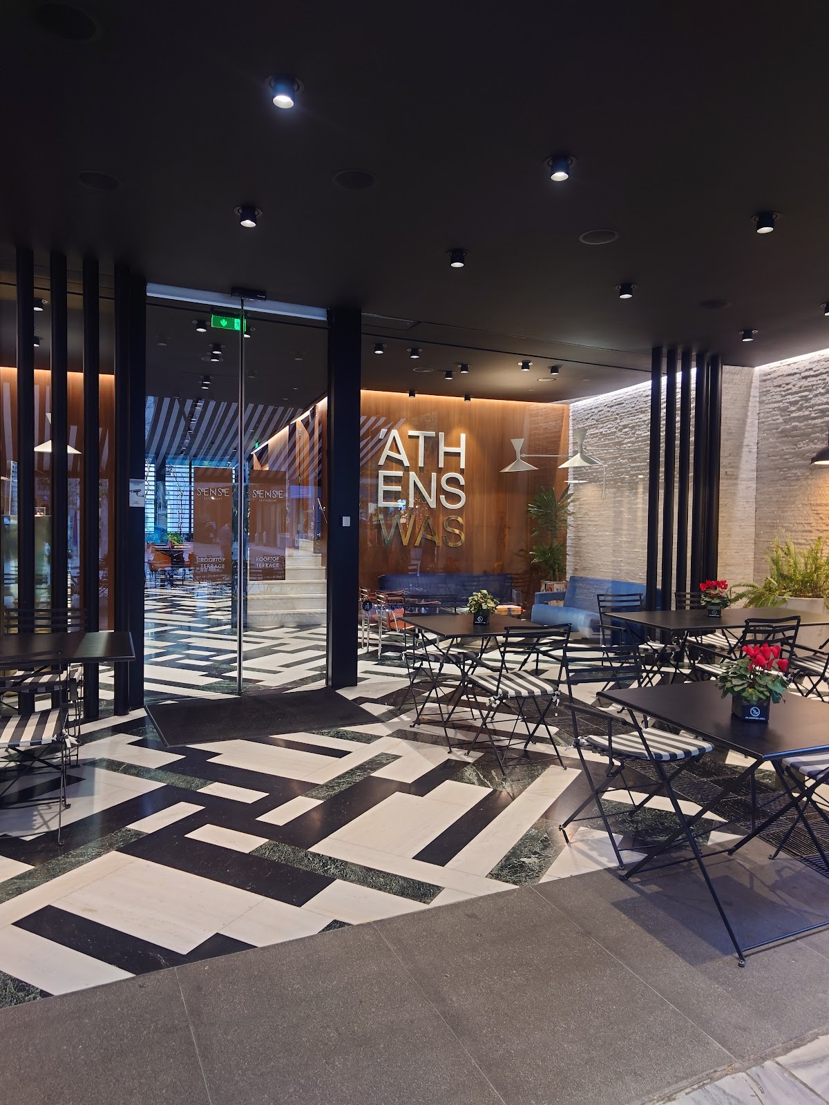 MODERN Eatery