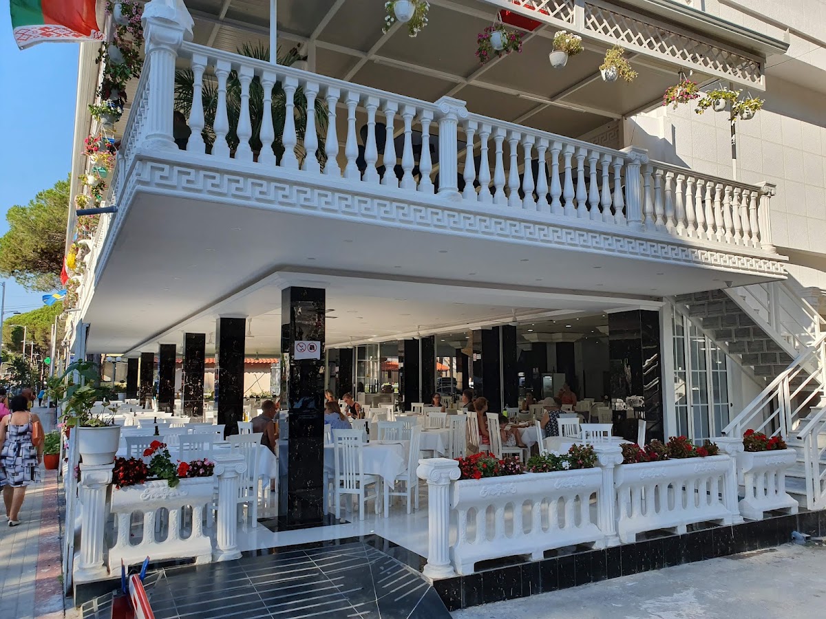 Hotel Ujvara 3*+