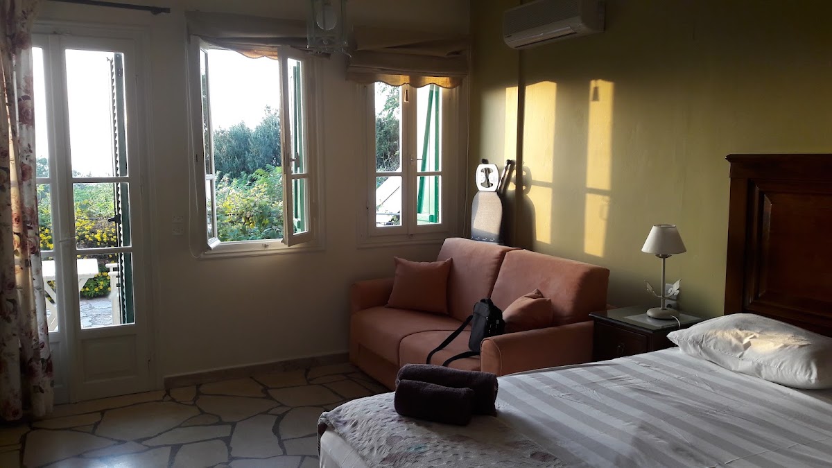 Dafnoudi Apartments Boutique Hotel