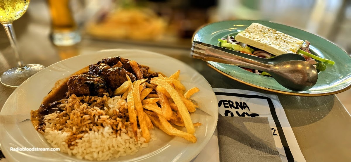 Harry's Taverna Kontokali | Corfu Restaurant