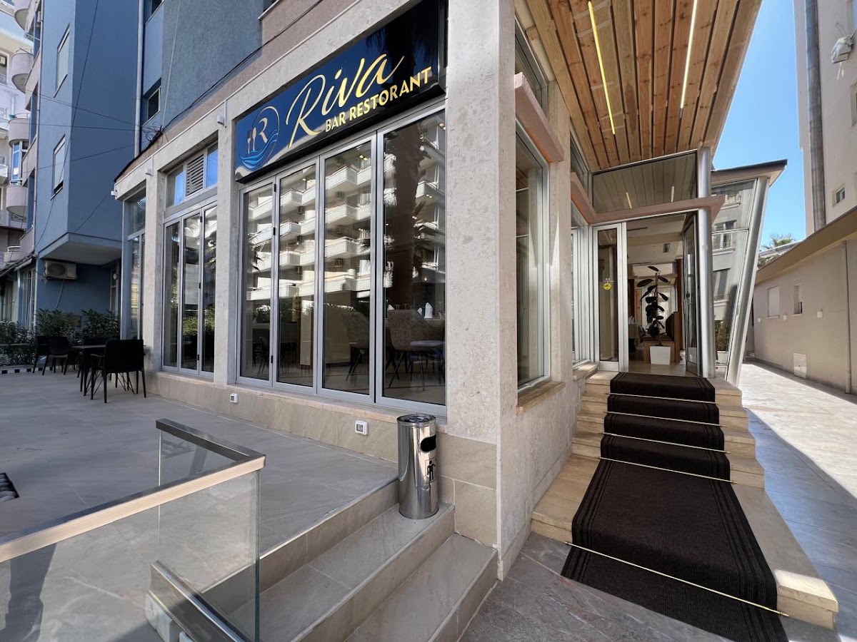 Riva Restorant