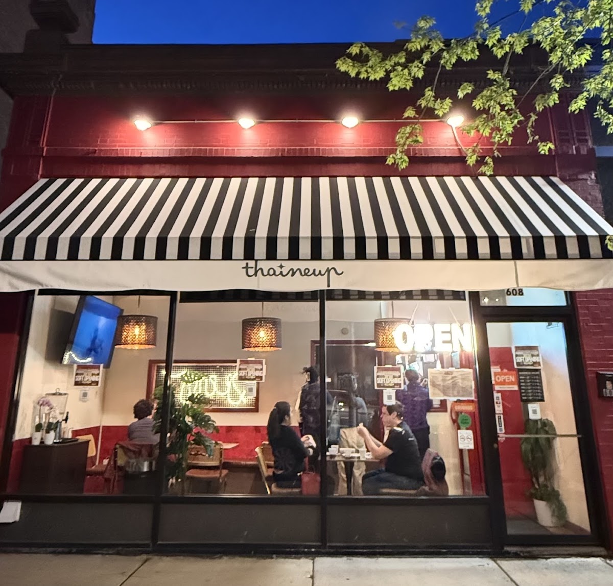 Thai Me Up - Chicago