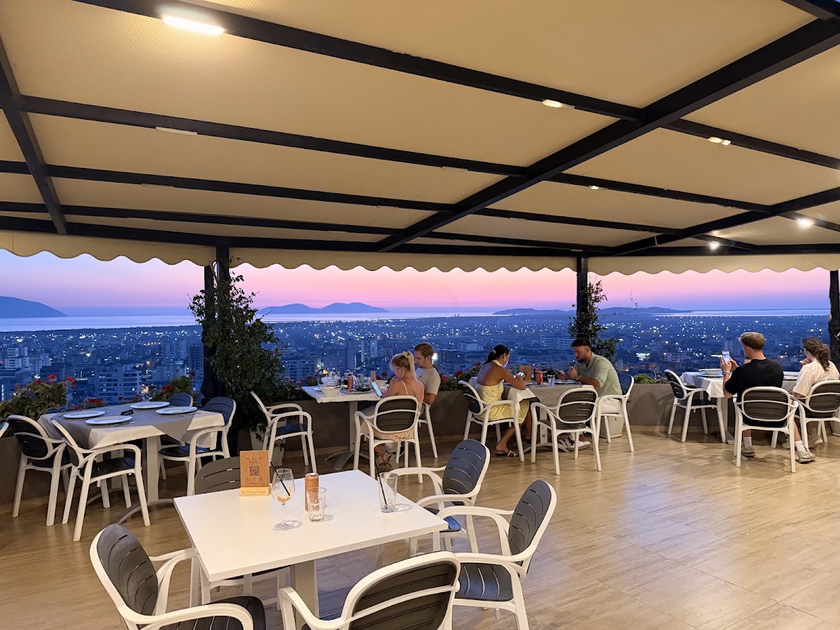 Kuzum Baba Restaurant Cafe