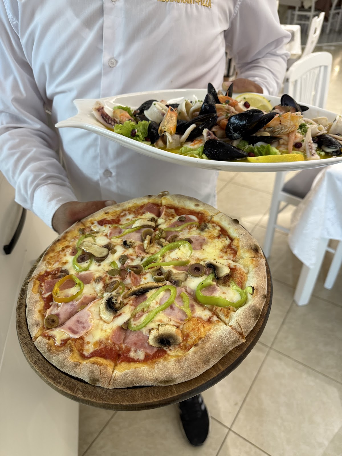 Summer Restaurant