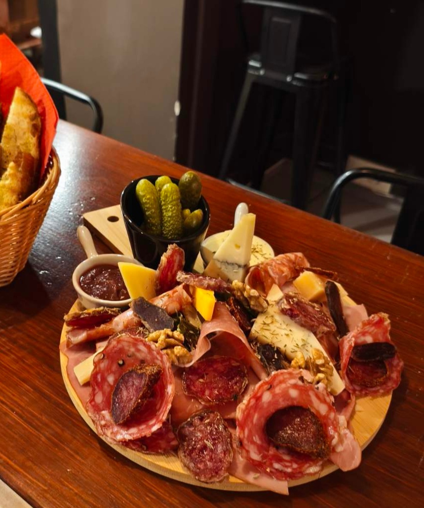 Lillo Wine bar & Beer