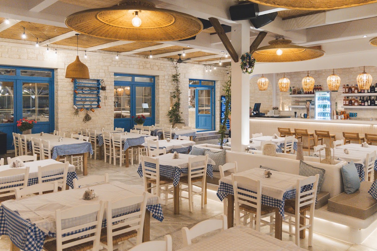 Dari Dari Taverna
