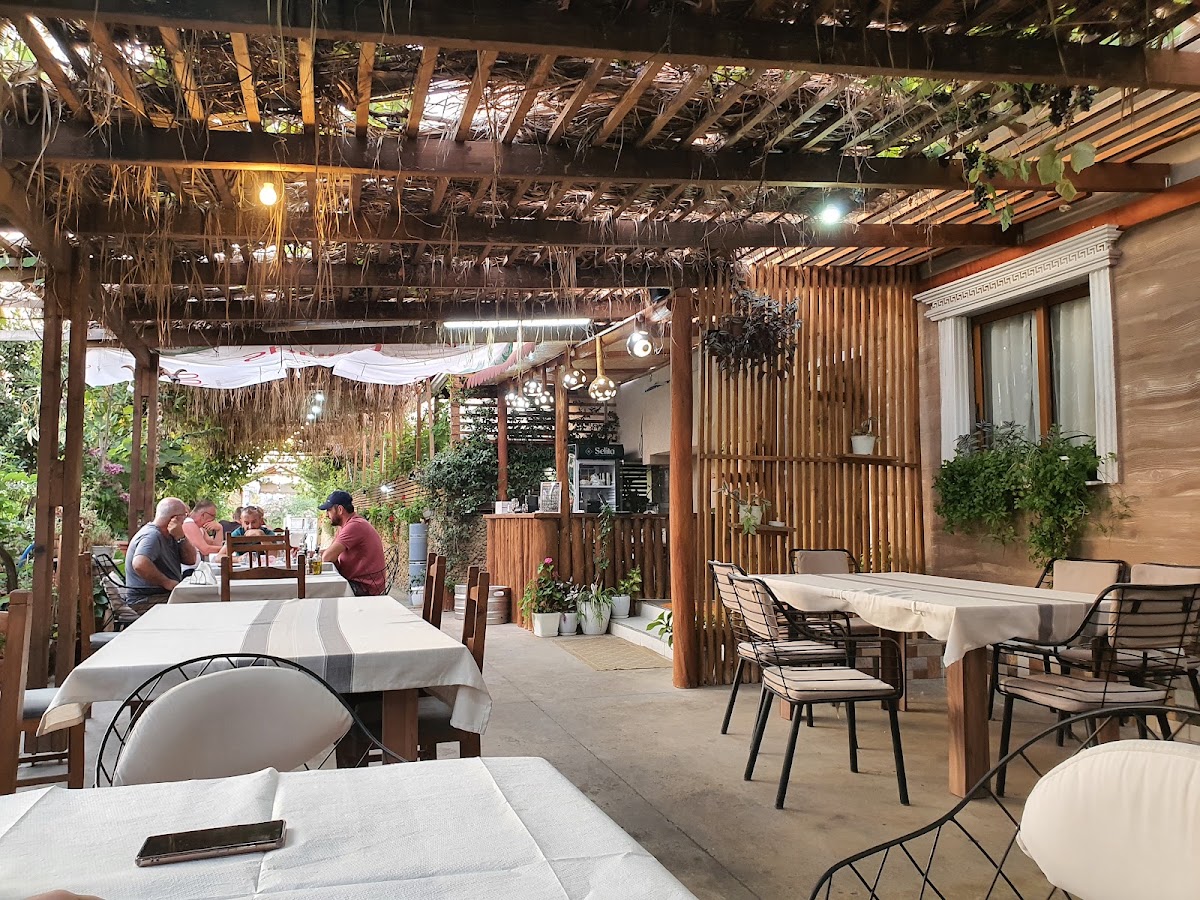 Restorant "Te Bujtina Tradicionale"