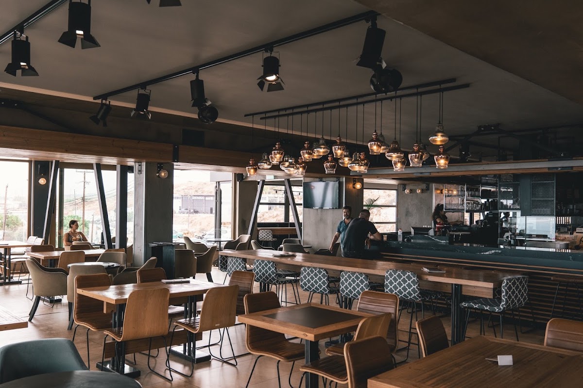 BIKAKIS Bakery-Cafe-Street Food