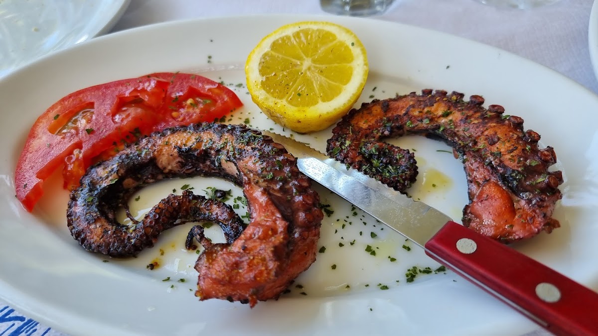 Taverna Kávos