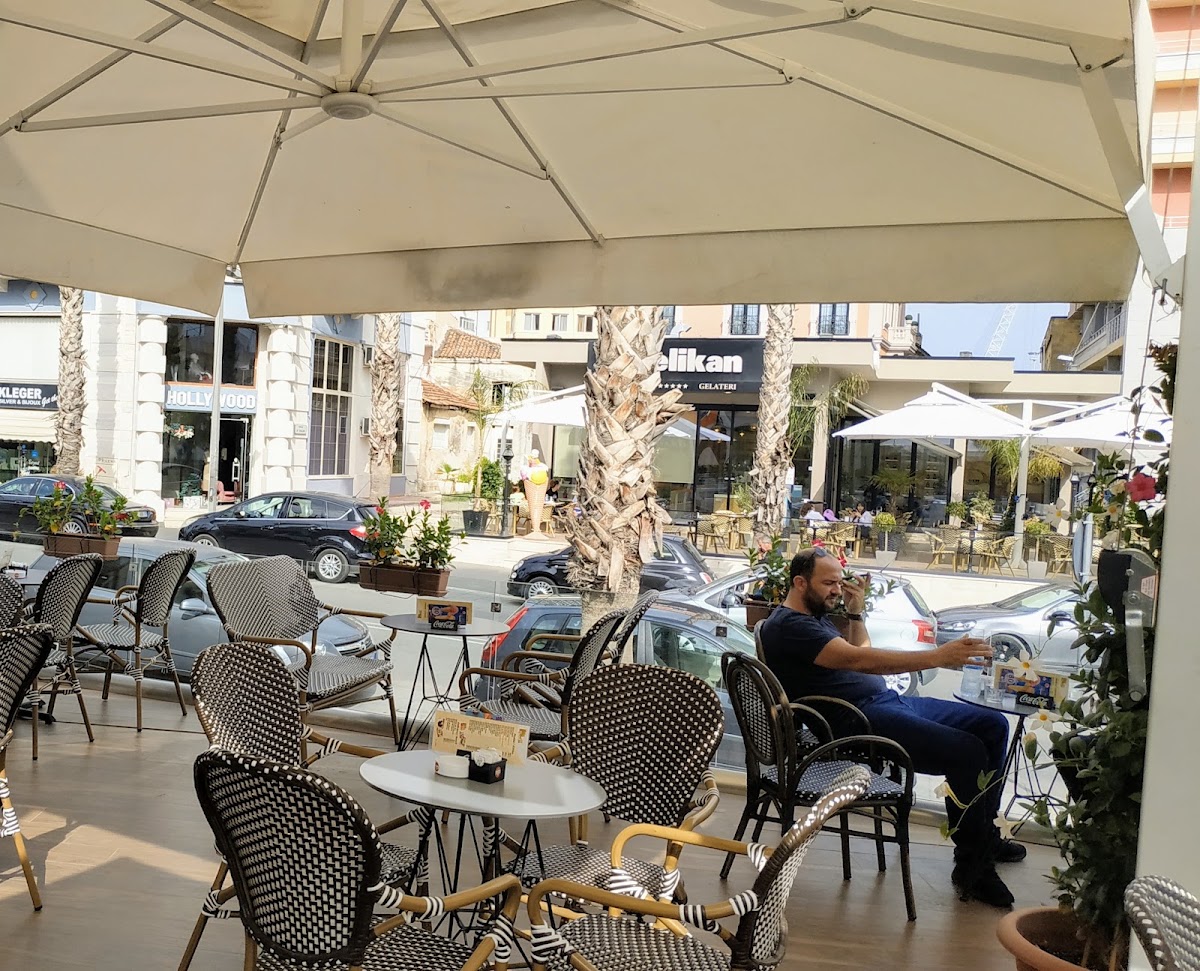 Portiku Wine Bar & Bistro