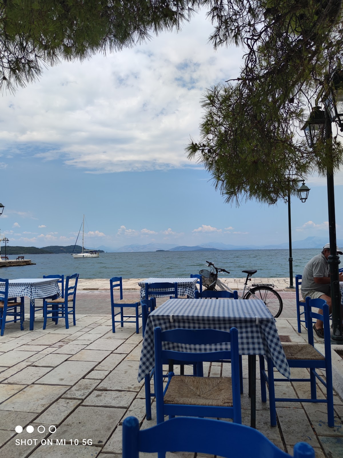 Tavern Paralia