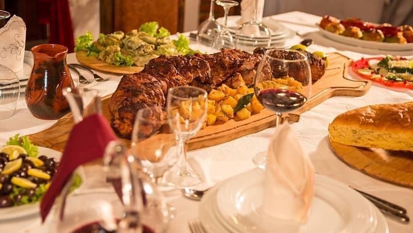 Hotel & Restaurant Castle Park Berat Slow Food