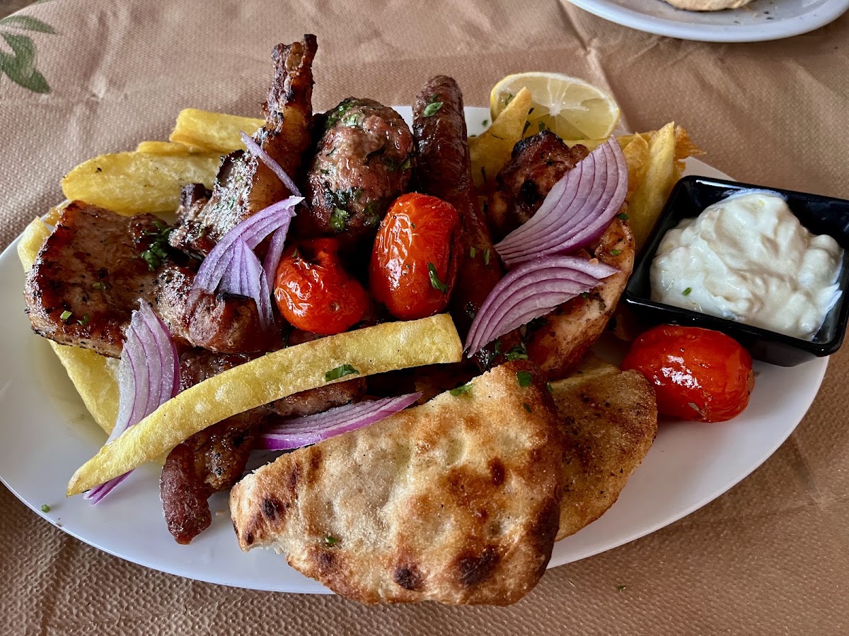 Ελιά Ταβέρνα