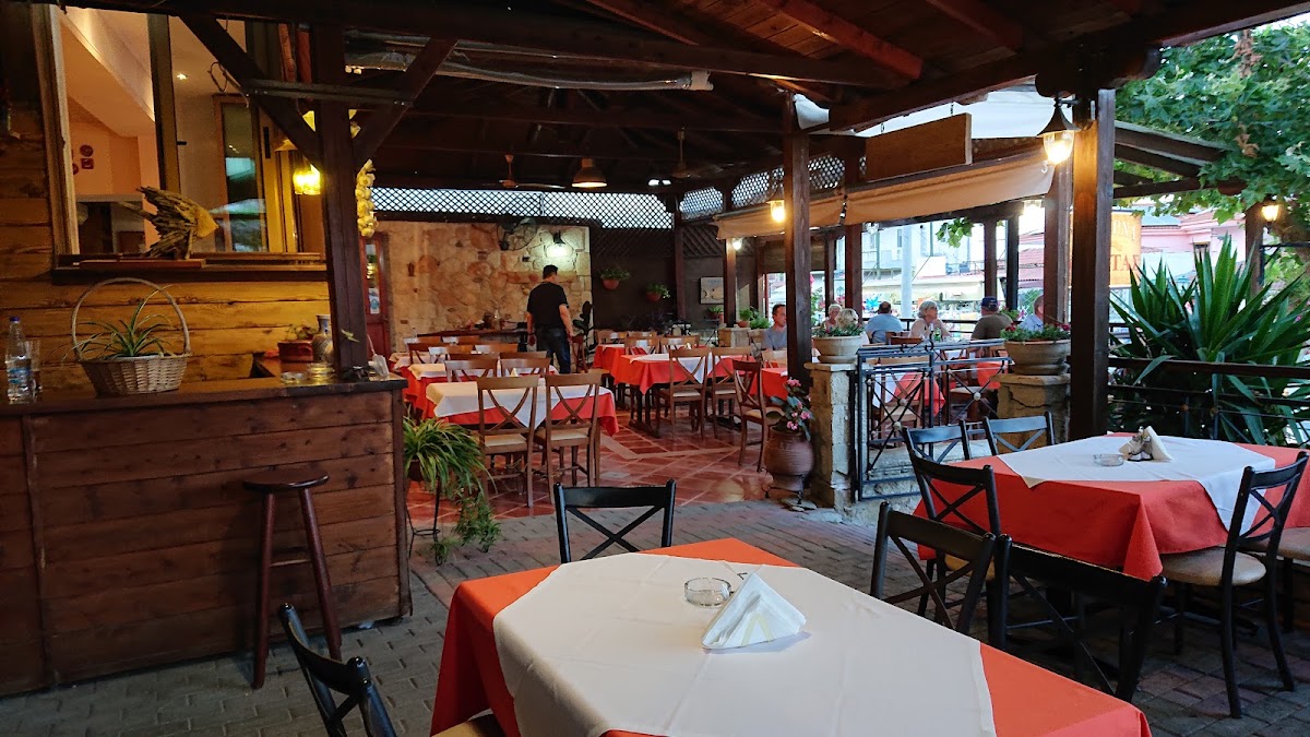 Taverna Kostas