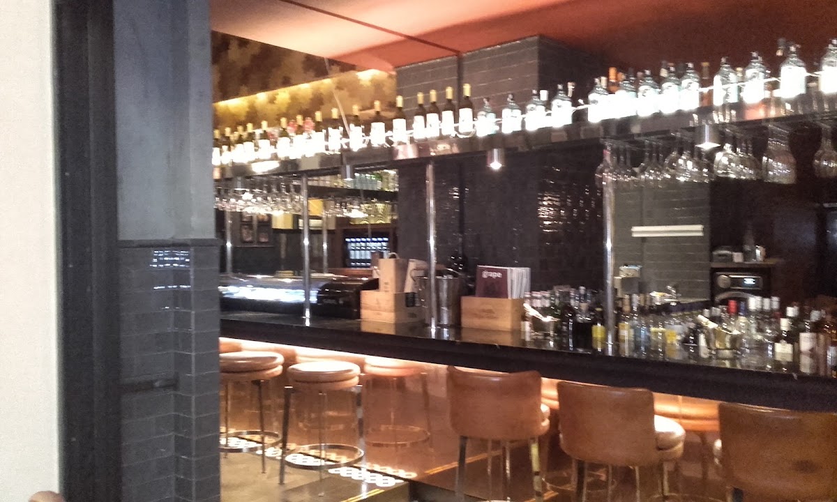 Bar De Theatre