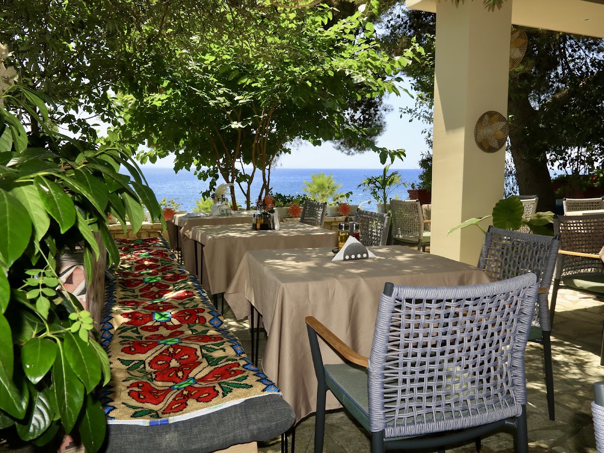Sophra Restaurant