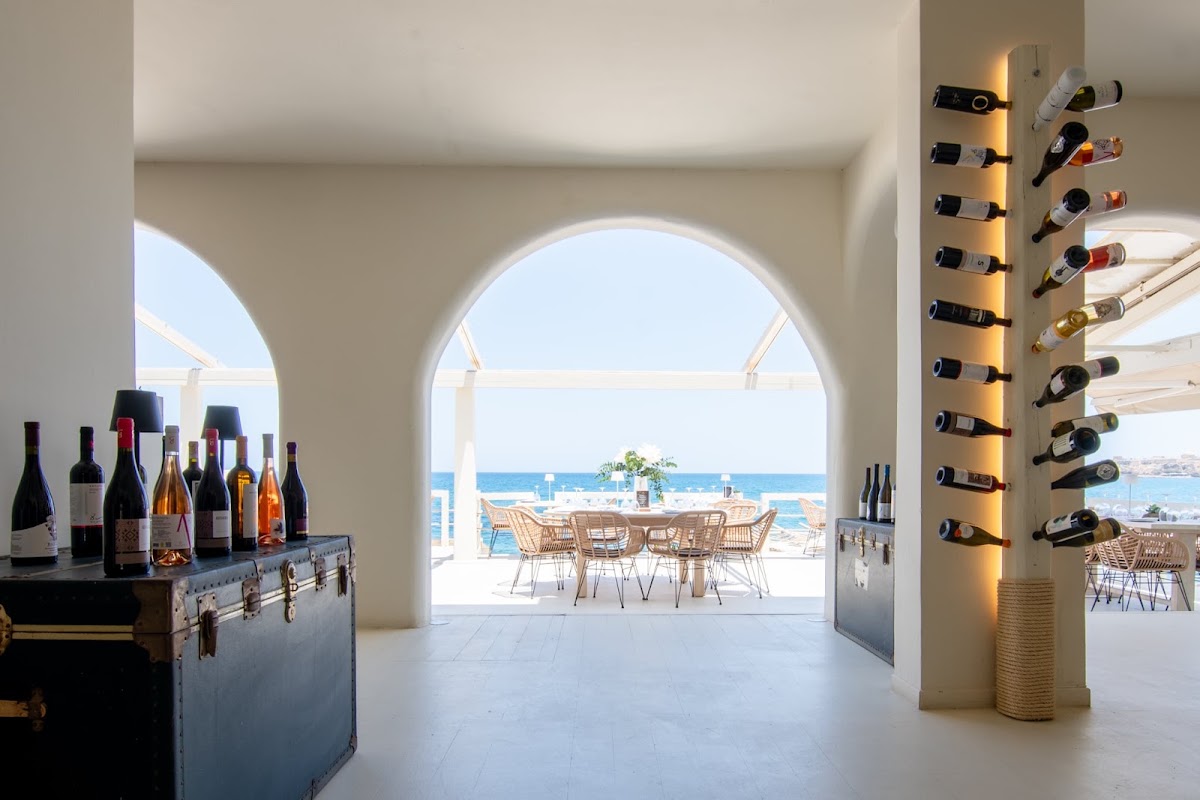 Karnagio | Seaside Wine Restaurant