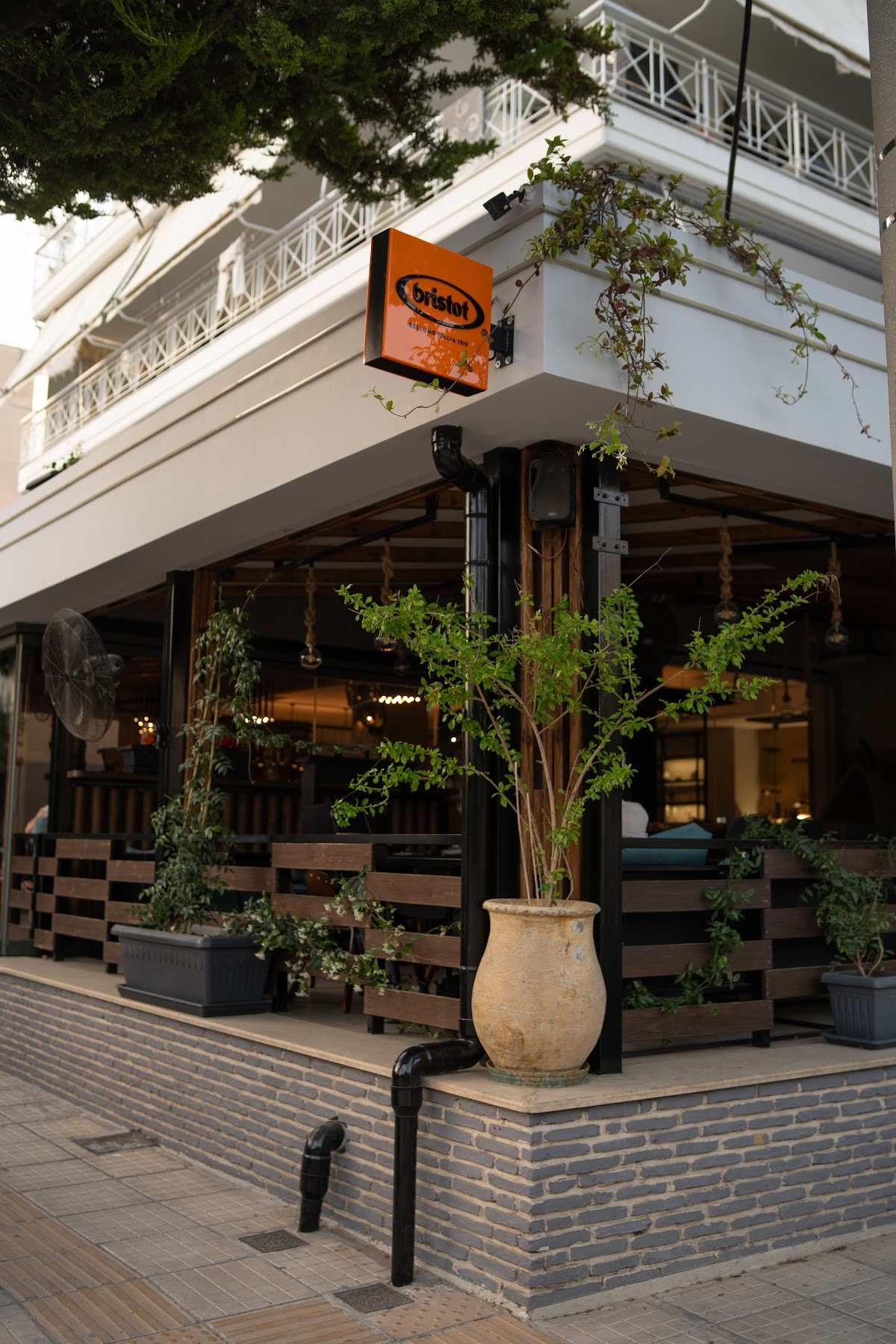 Afuera All Day Restaurant Bar Kallithea